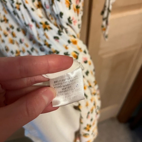 Reborn J Floral Maxi Dress - Picture 5 of 5